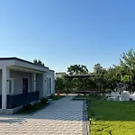 Villa T & I Firepit, Bbq & Grill Durrës