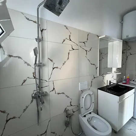 T & I Firepit, Bbq & Grill Vila *