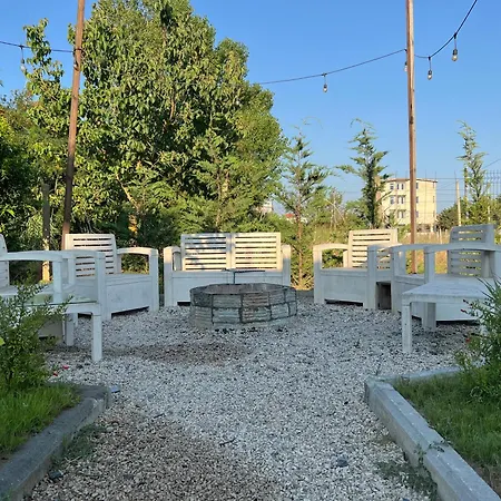 Villa T & I Firepit, Bbq & Grill Durrës