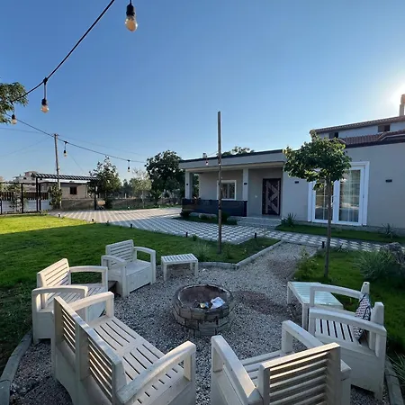 T & I Firepit, Bbq & Grill Vila Drač