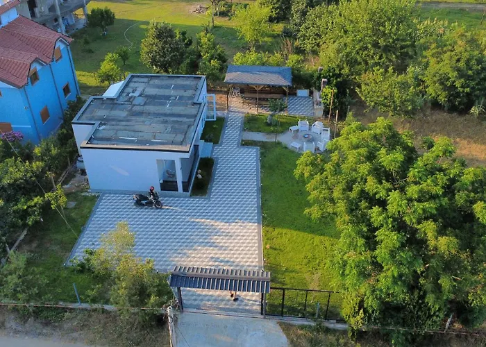 T & I Firepit, Bbq & Grill * Durrës