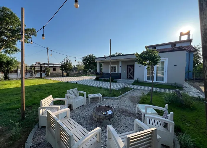 T & I Firepit, Bbq & Grill Willa Durrës