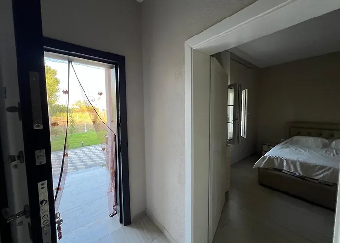 T & I Firepit, Bbq & Grill Willa Durrës